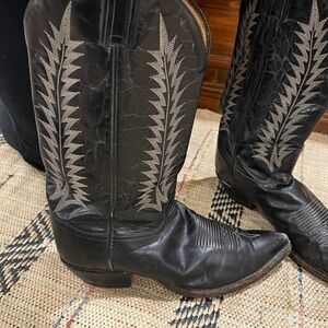 Tony Lama Black and Gray Cowboy Boots Vintage 1988 Men’s great condition !